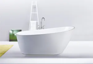 1519W 59" / 67" Freestanding Bath Tub