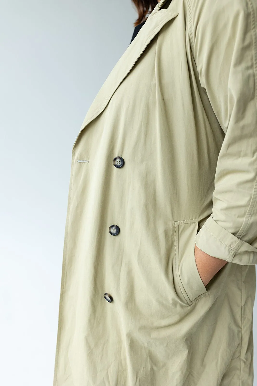 CLASSIC TRENCH COAT