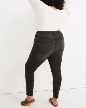 Curvy Roadtripper Supersoft Skinny Jeans in Ardley Wash | Black