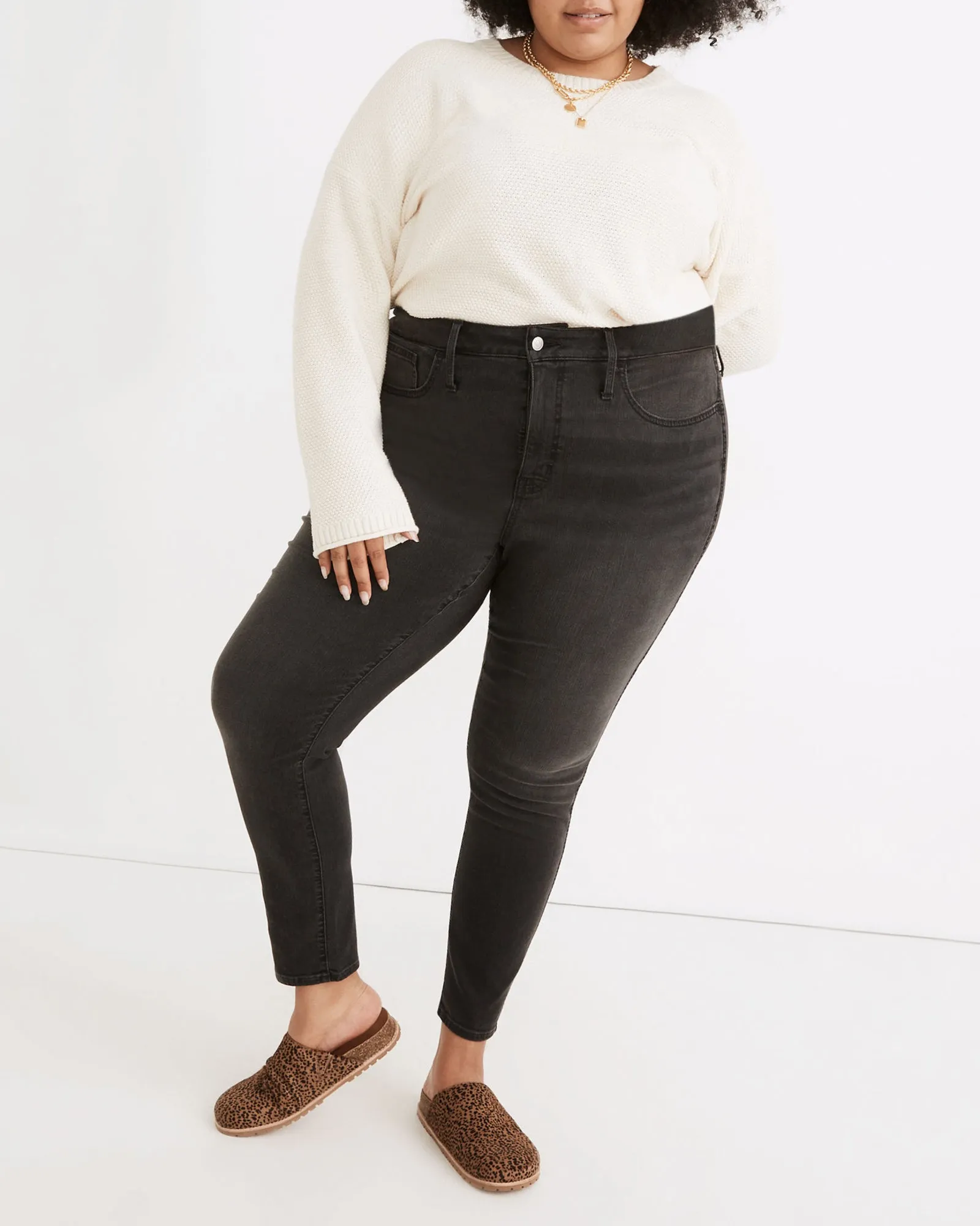 Curvy Roadtripper Supersoft Skinny Jeans in Ardley Wash | Black