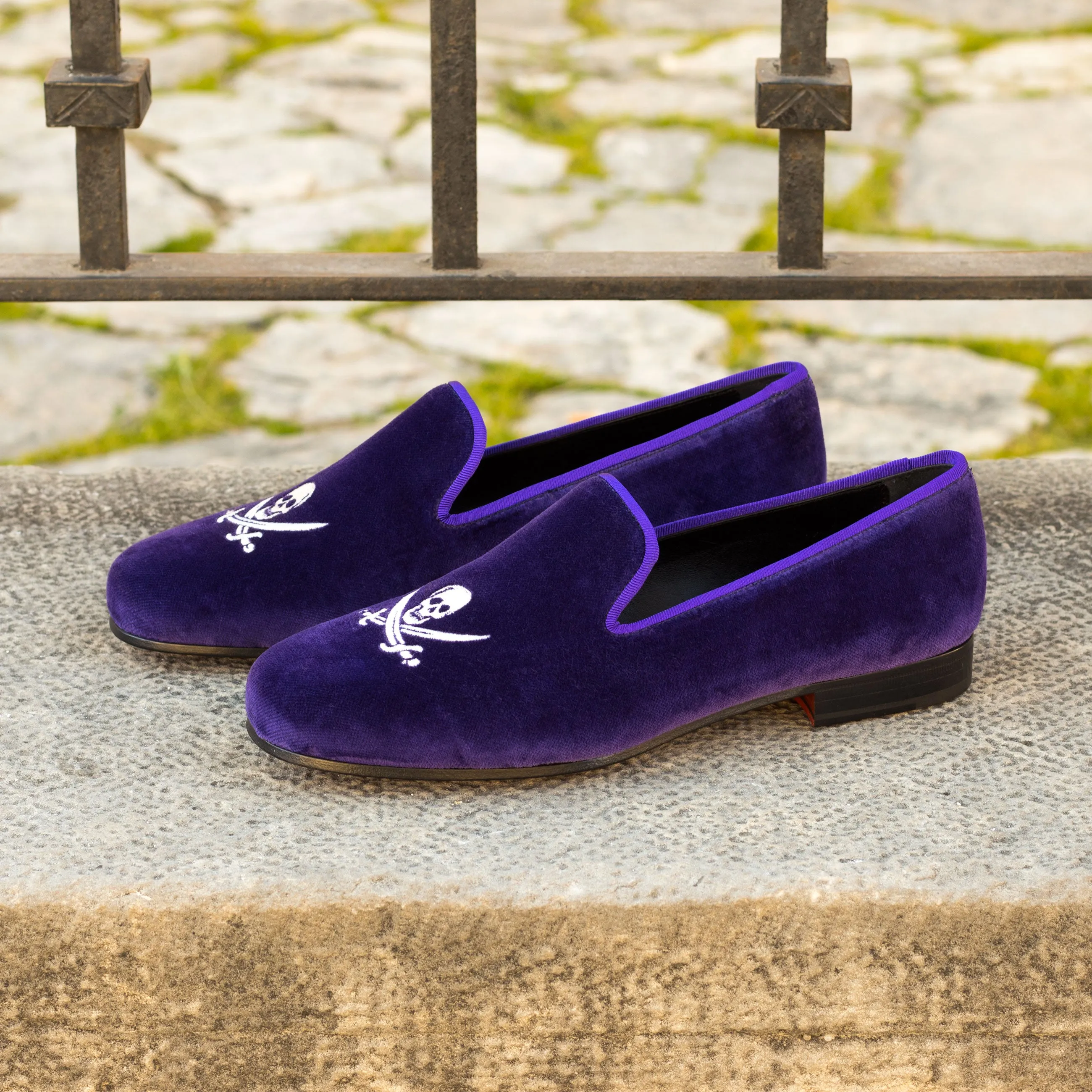 DapperFam Enzo in Purple Men's Velvet & Grossgrain Slipper