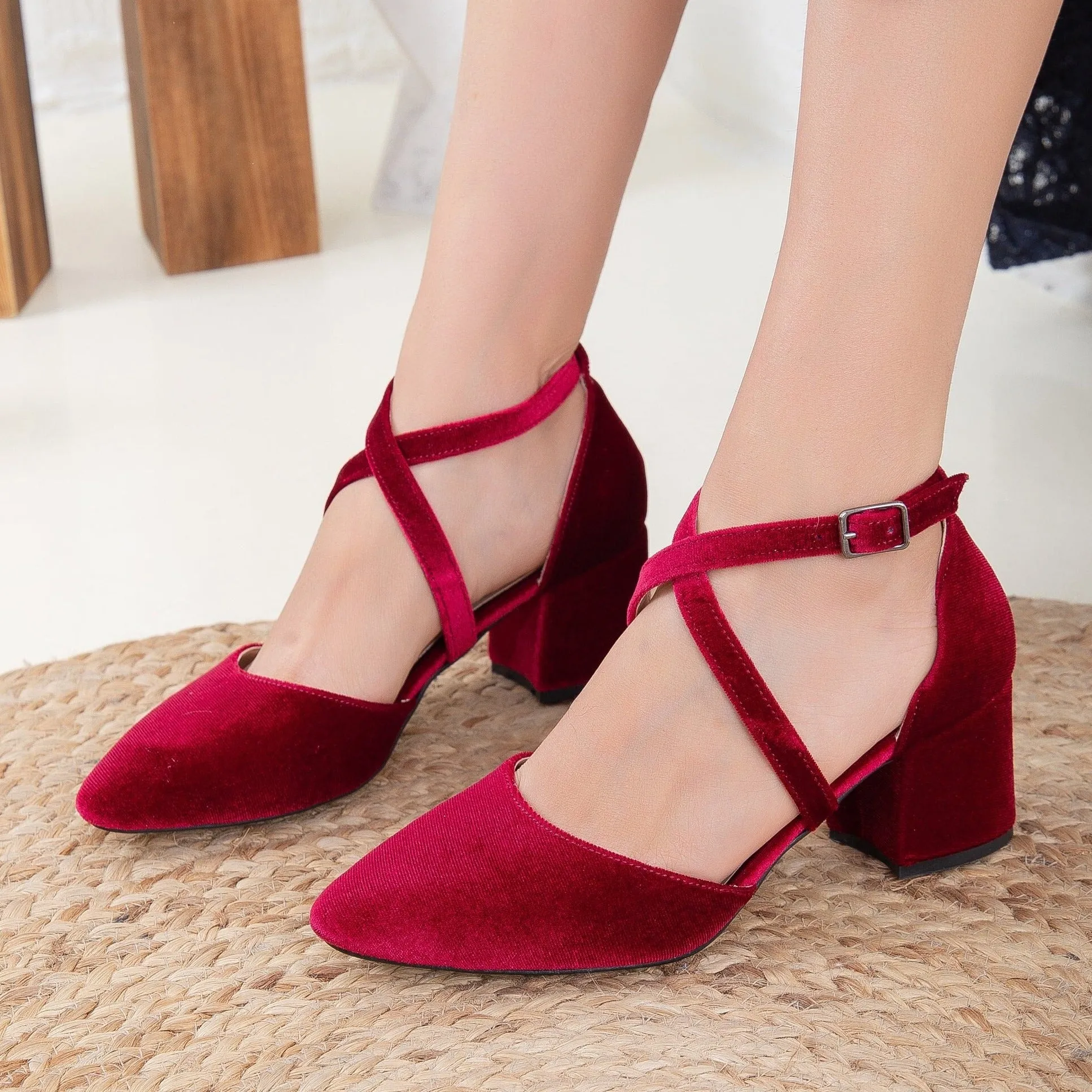 Dolly - Burgundy Velvet Shoes