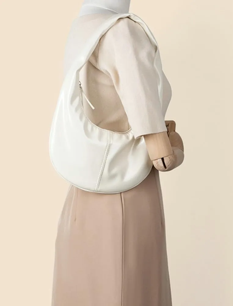 Glossy Underarm Bags for Women Cream Color Shiny Leather Purse Stylish Handbags Trendy Shoulder Bags for Party Travel 2024