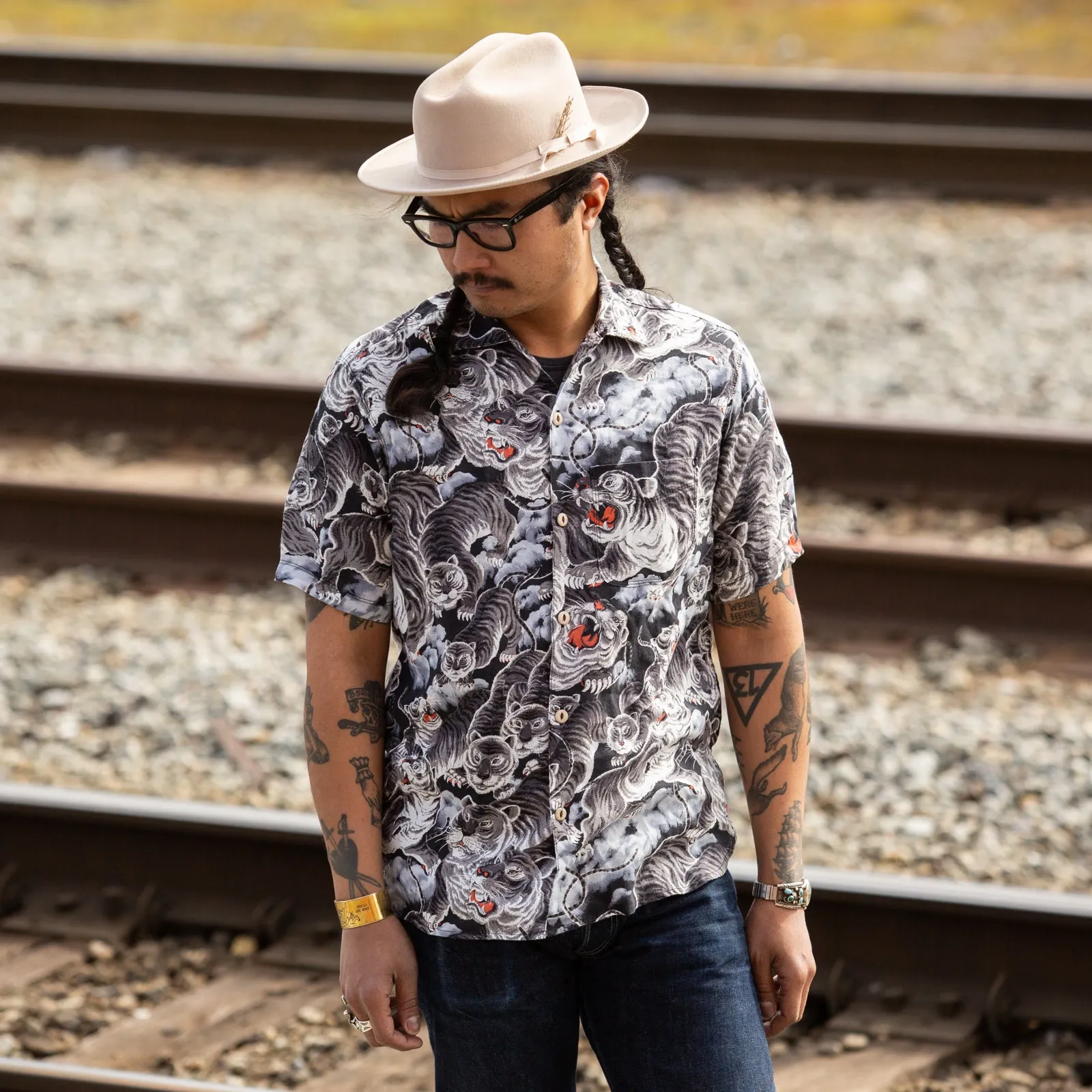 Hawaiian Shirt - Black Tiger