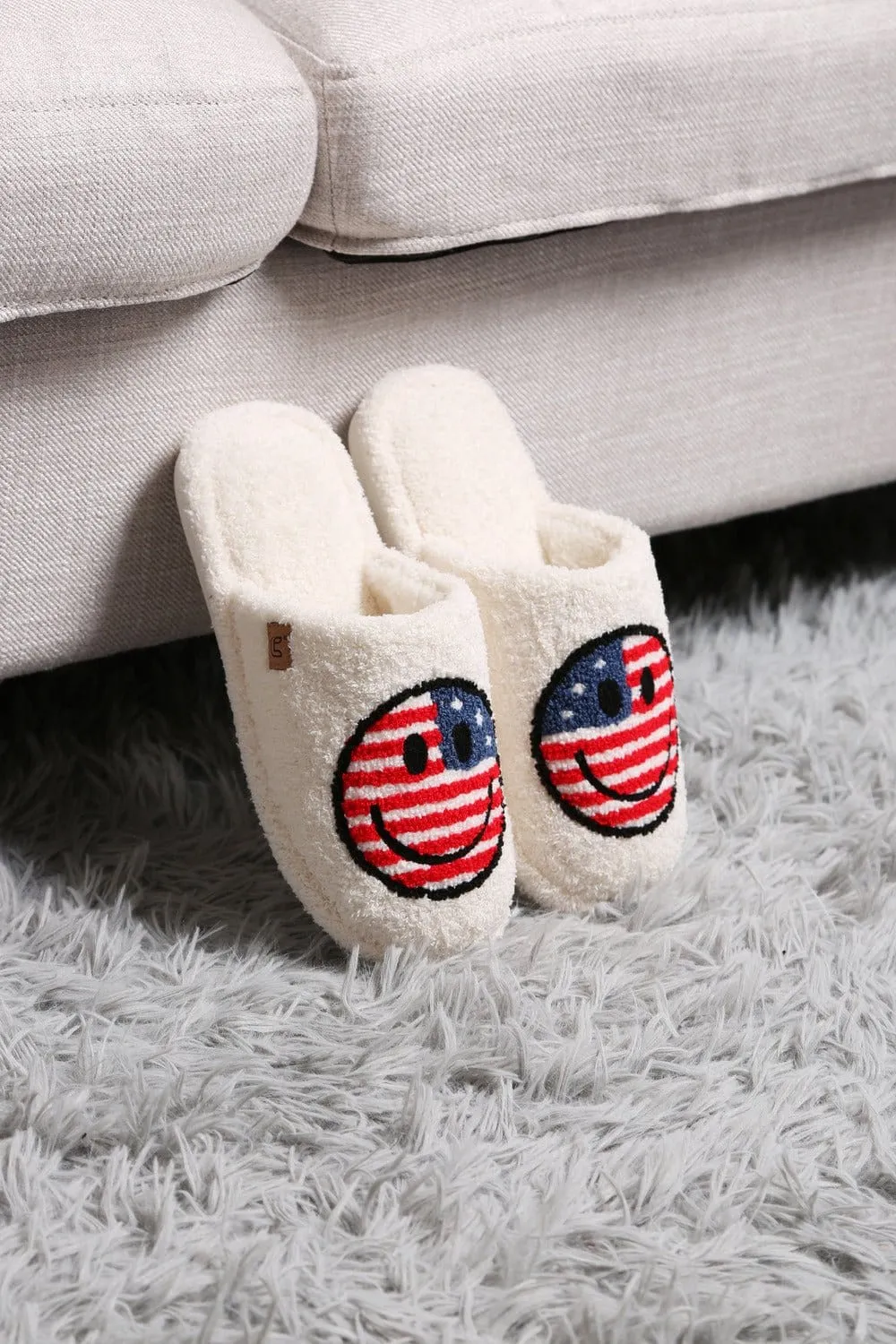 JCL6103 Super Lux American Flag Smiley Slippers
