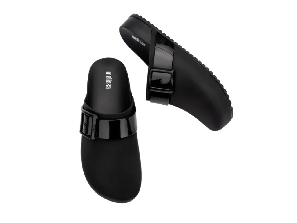 MELISSA COZY CLOG AD