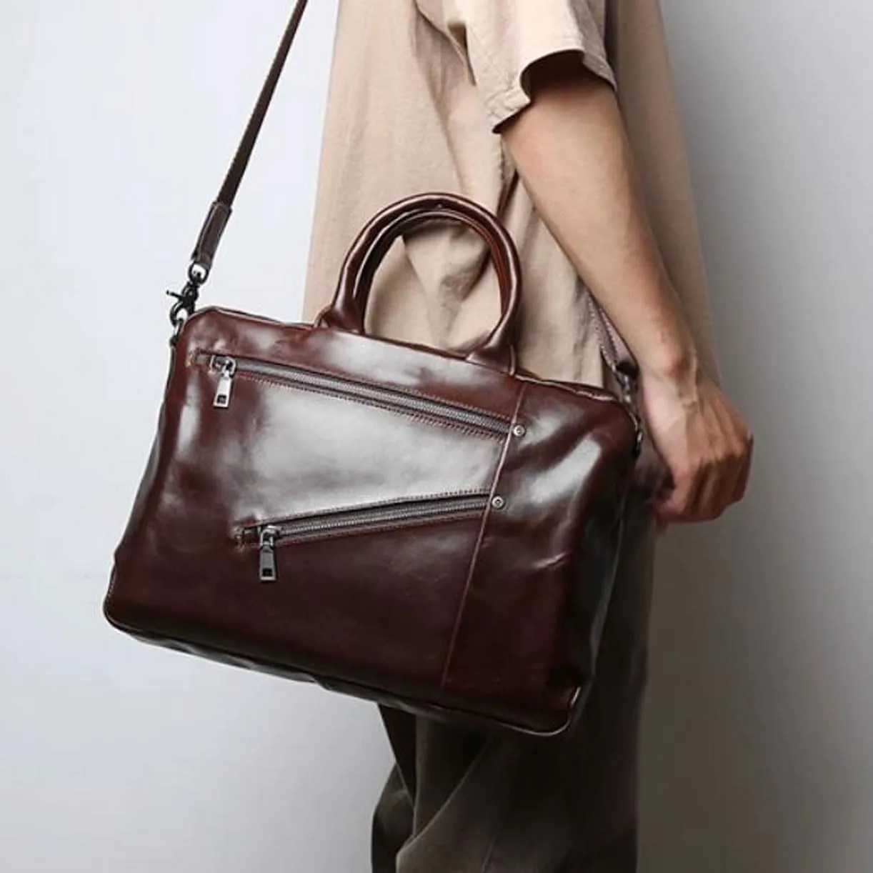 Mens Handbags Briefcases Laptop Bags Genuine Leather Messenger Shoulder Bags Computer Carrying Cases