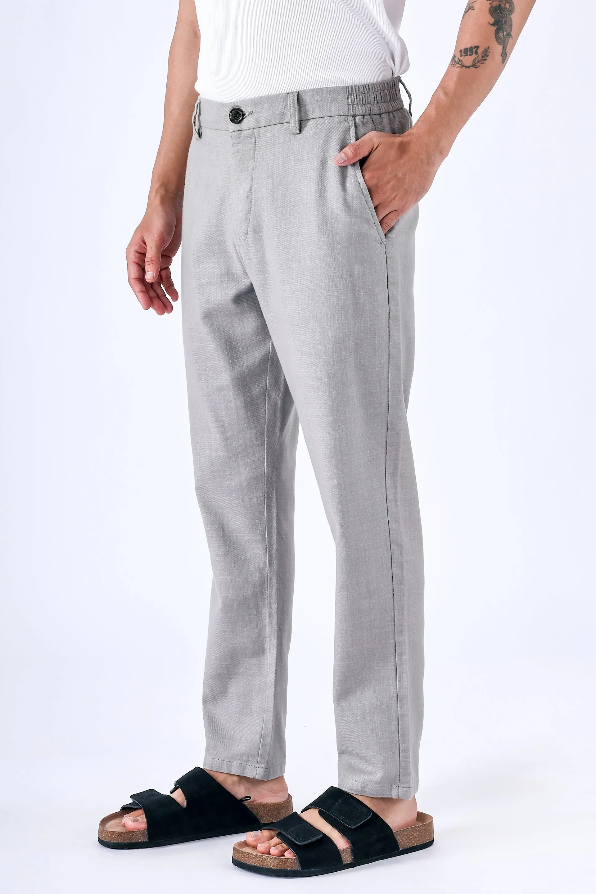 PREMIUM KNITTED TAILORED TROUSER IN GREY