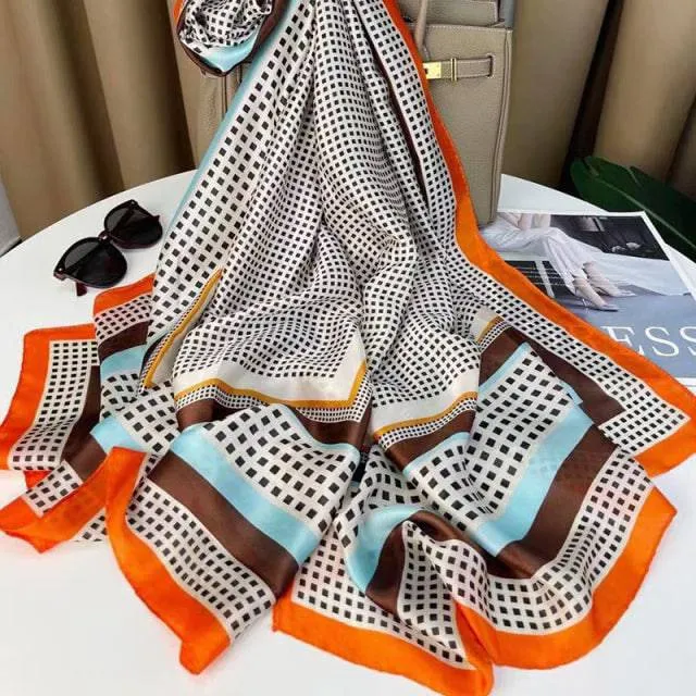 Print silk scarf for lady