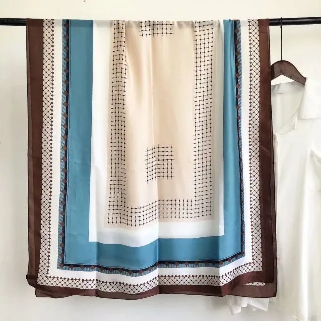 Print silk scarf for lady