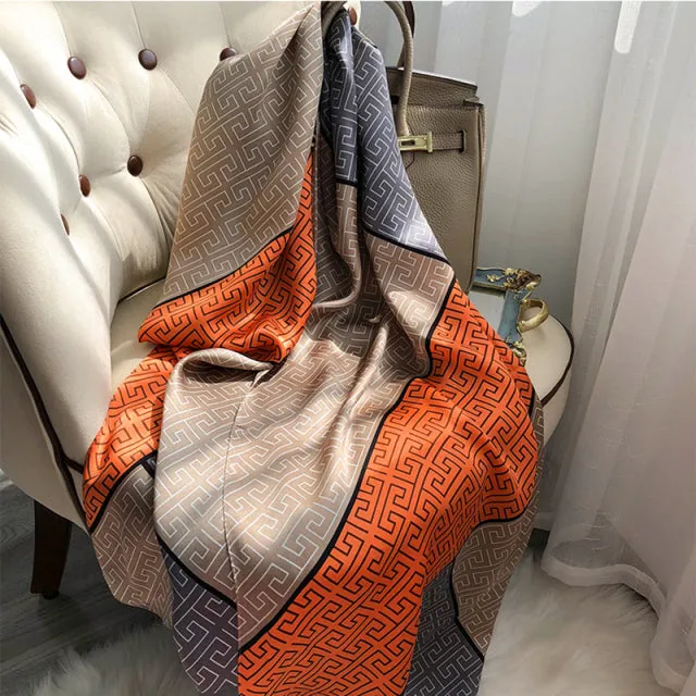 Print silk scarf for lady