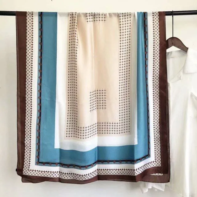 Print silk scarf for lady