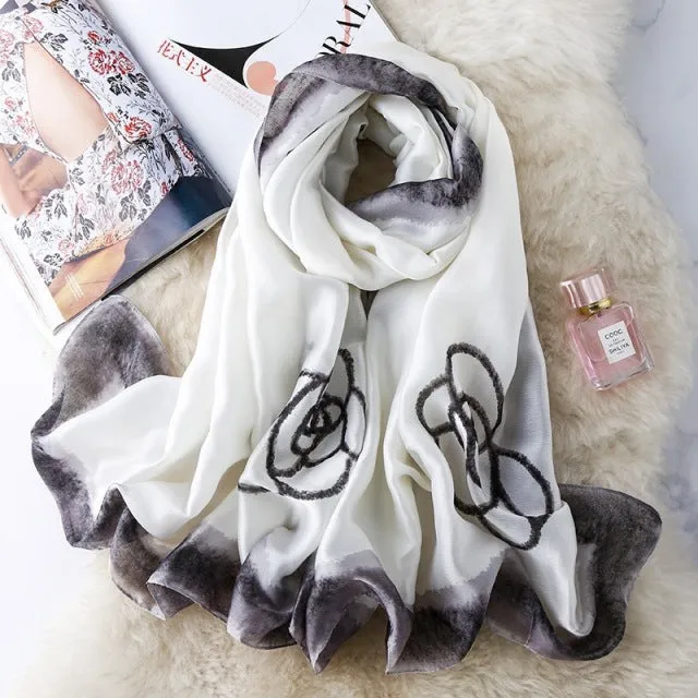 Print silk scarf for lady
