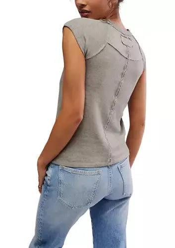 Riley Tee