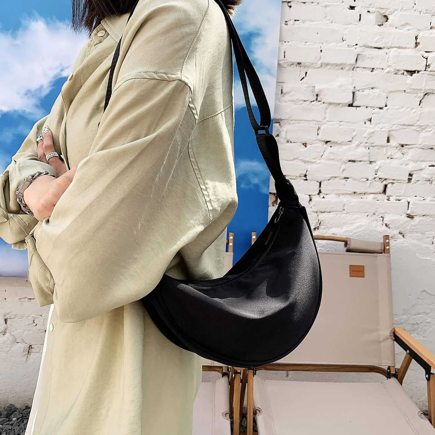 Straw Shoulder Bag Women Straw Clutch Crossbody Wallet Y2k Purse for Women Small Shoulder Bag Cute Vintage Underarm Handbag