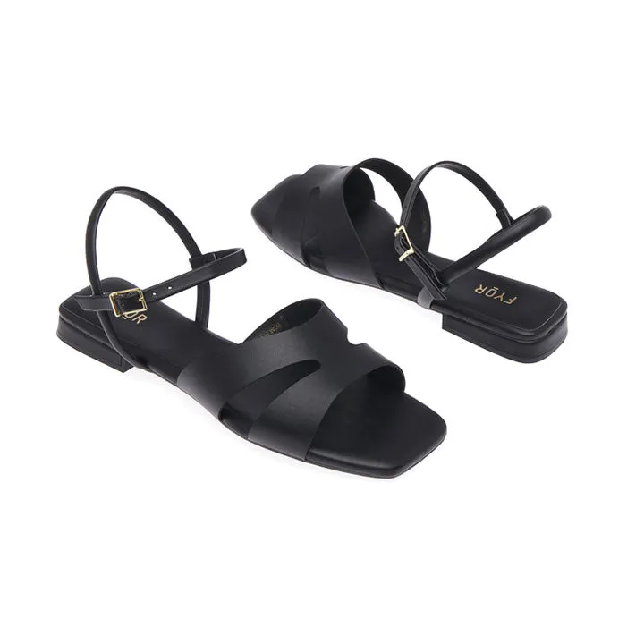Stylish Flat Sandal BCM 170