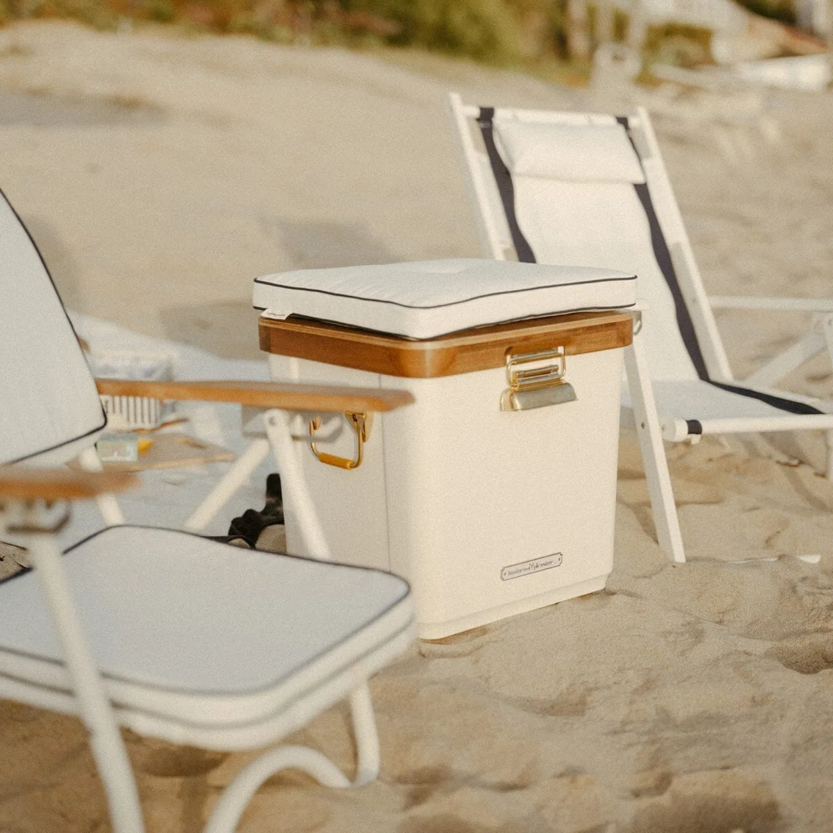 The Hemingway Cooler - Antique White - 35 Quarts
