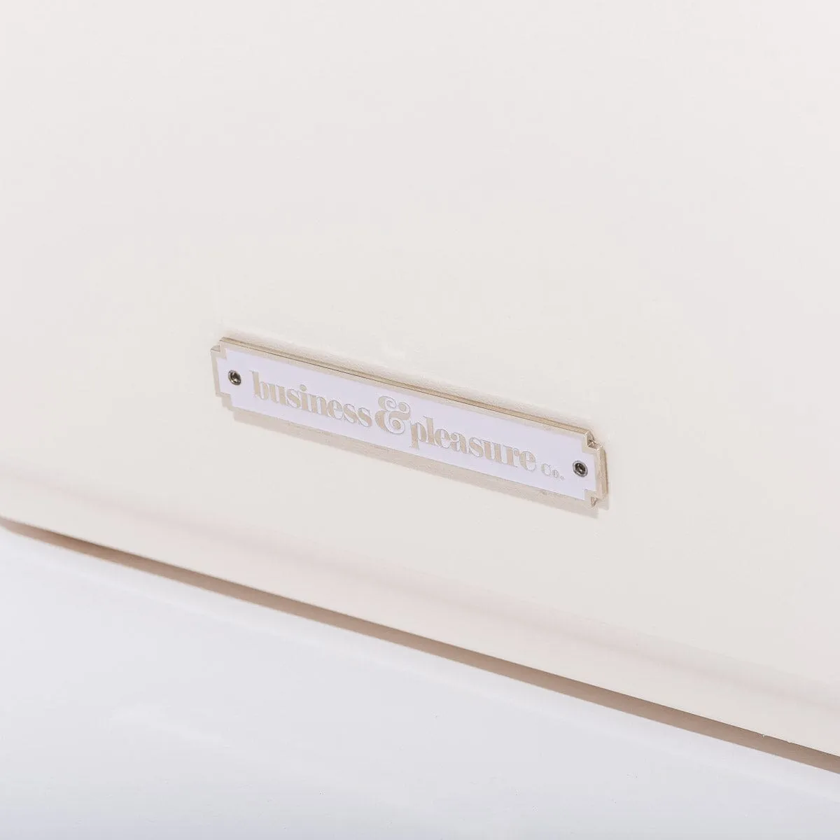 The Hemingway Cooler - Antique White - 35 Quarts