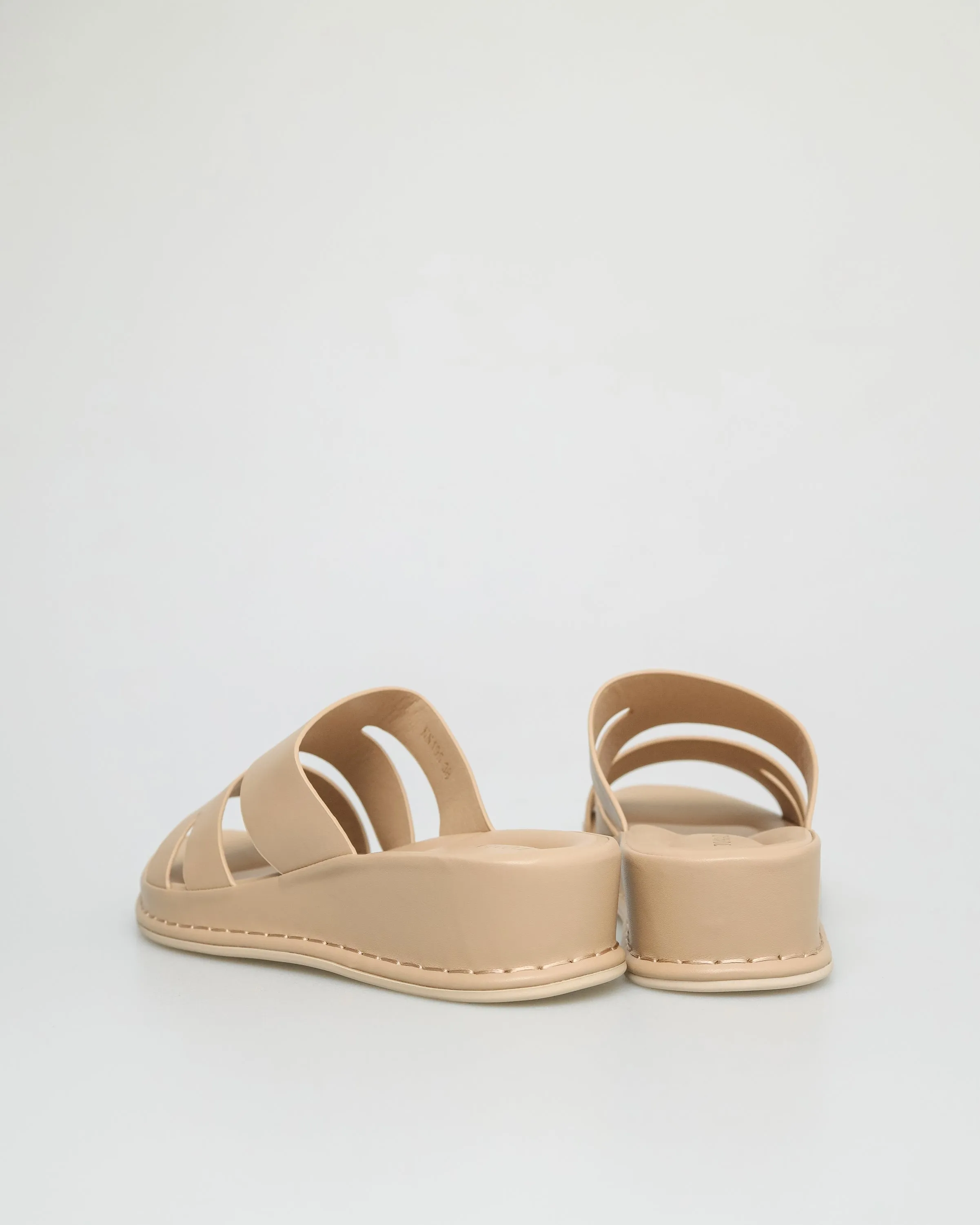 Tomaz NN195 Ladies Solid Tone Sandals