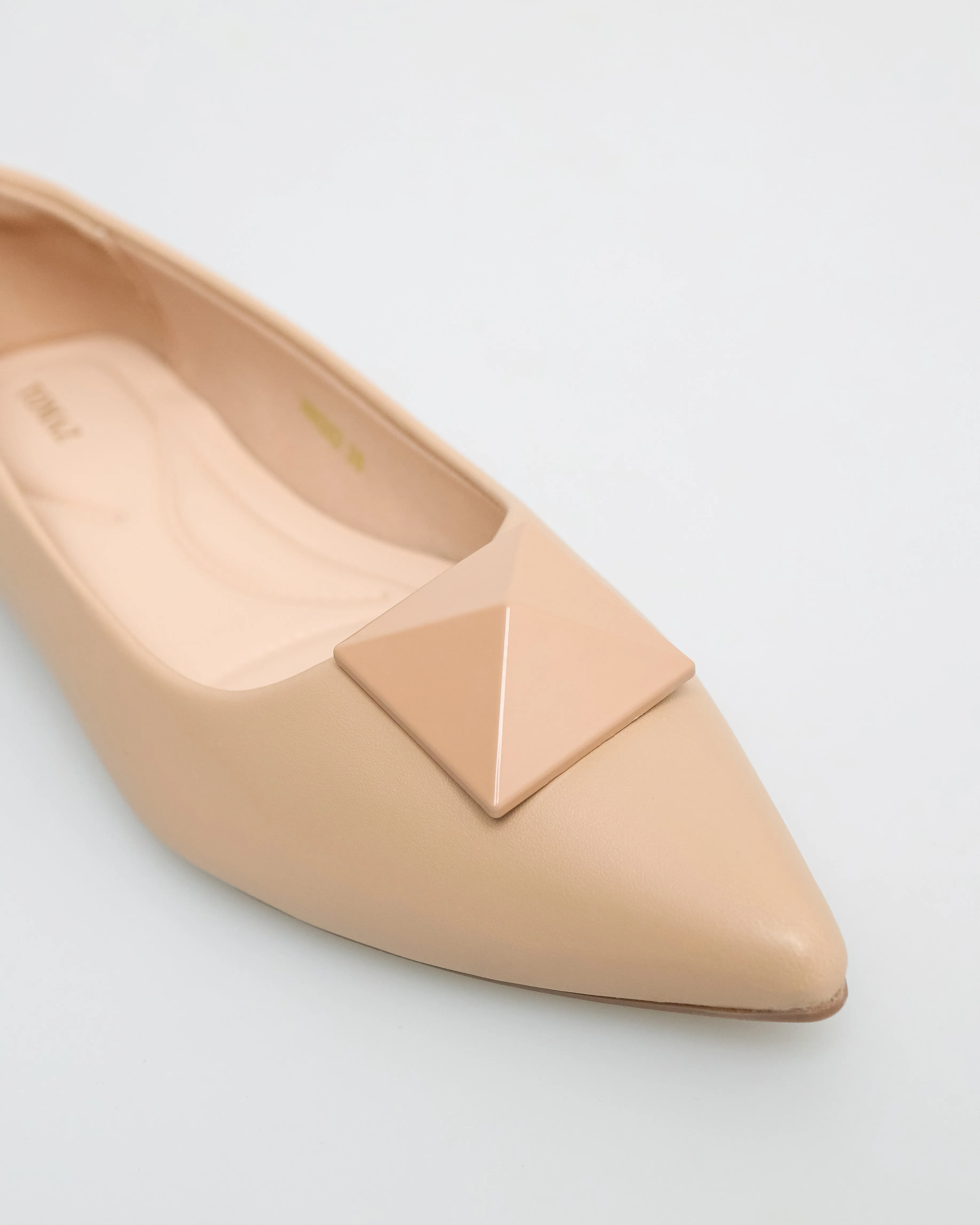 Tomaz NN202 Ladies Stud Pointed-Toe Flats