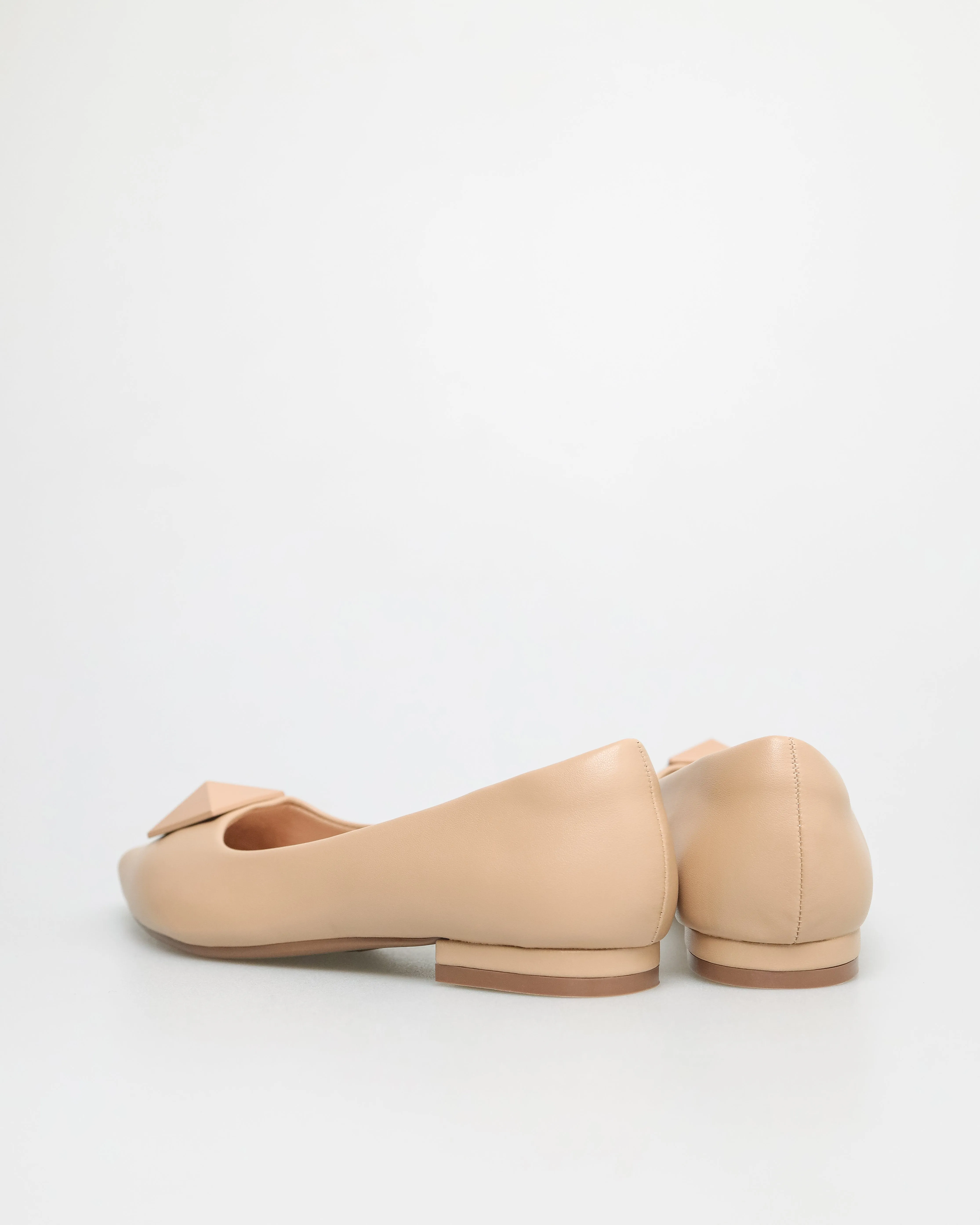 Tomaz NN202 Ladies Stud Pointed-Toe Flats