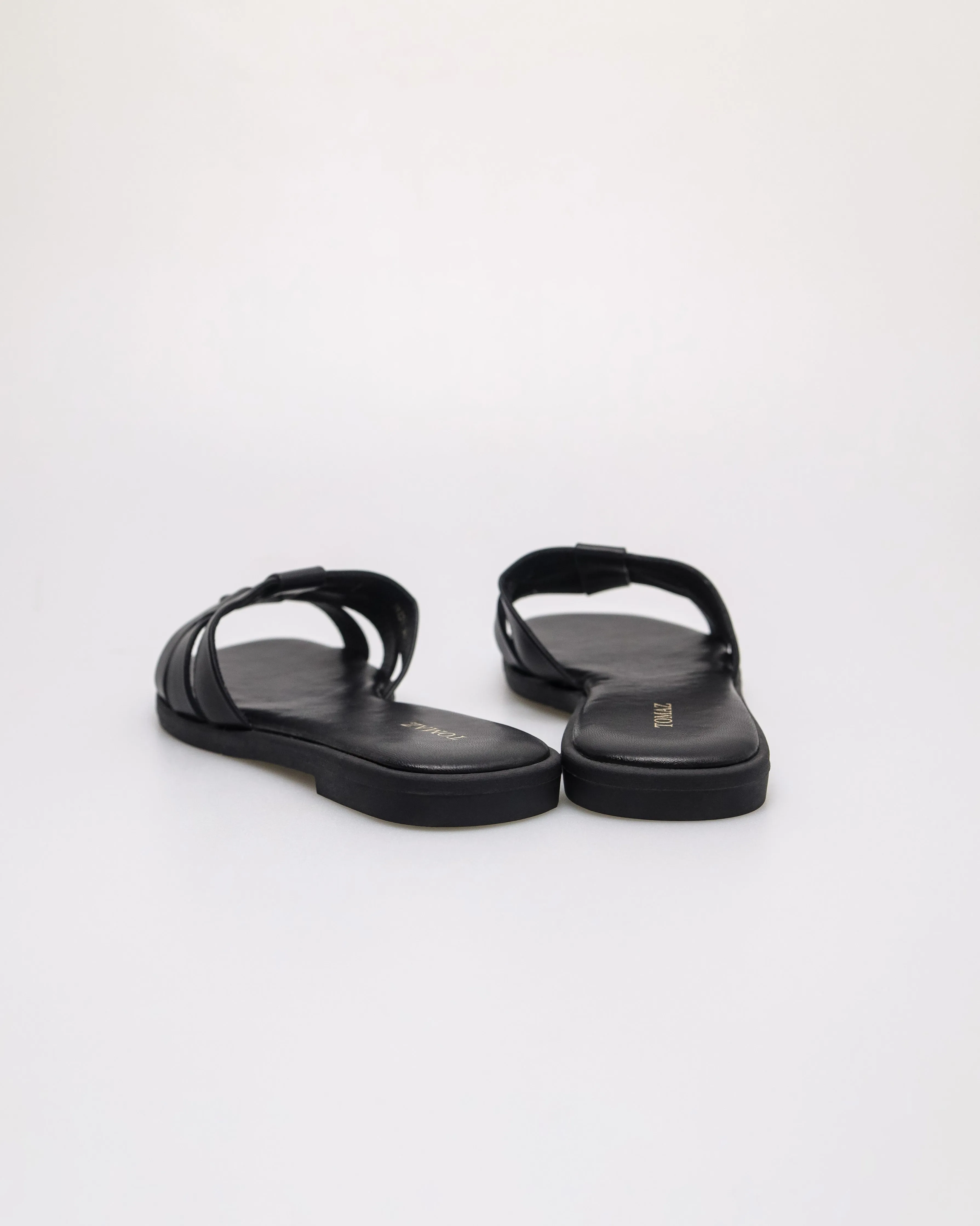 Tomaz YX224 Ladies Petite Weave Flats (Black)