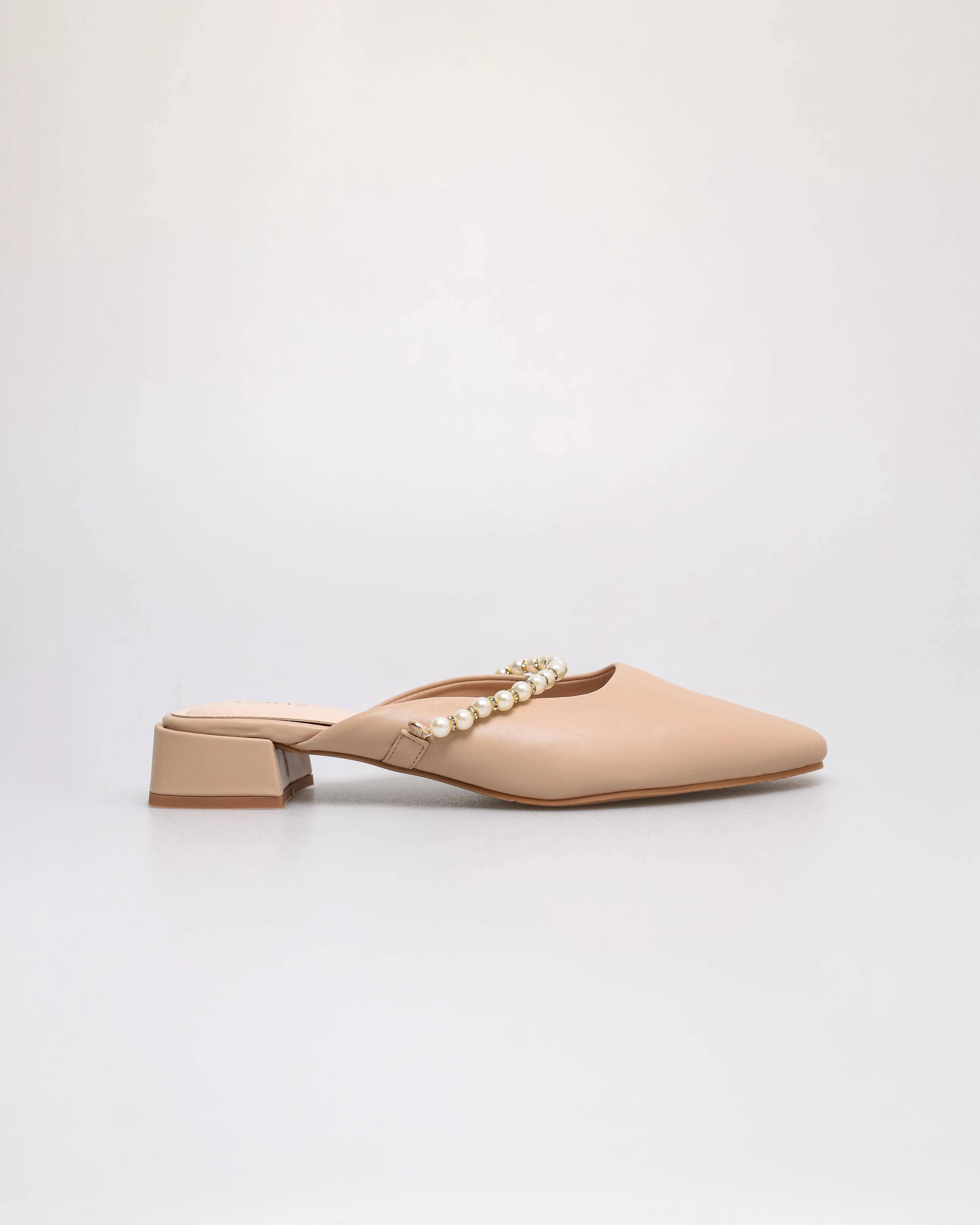 Tomaz YX246 Ladies Pearled Elegance Flats