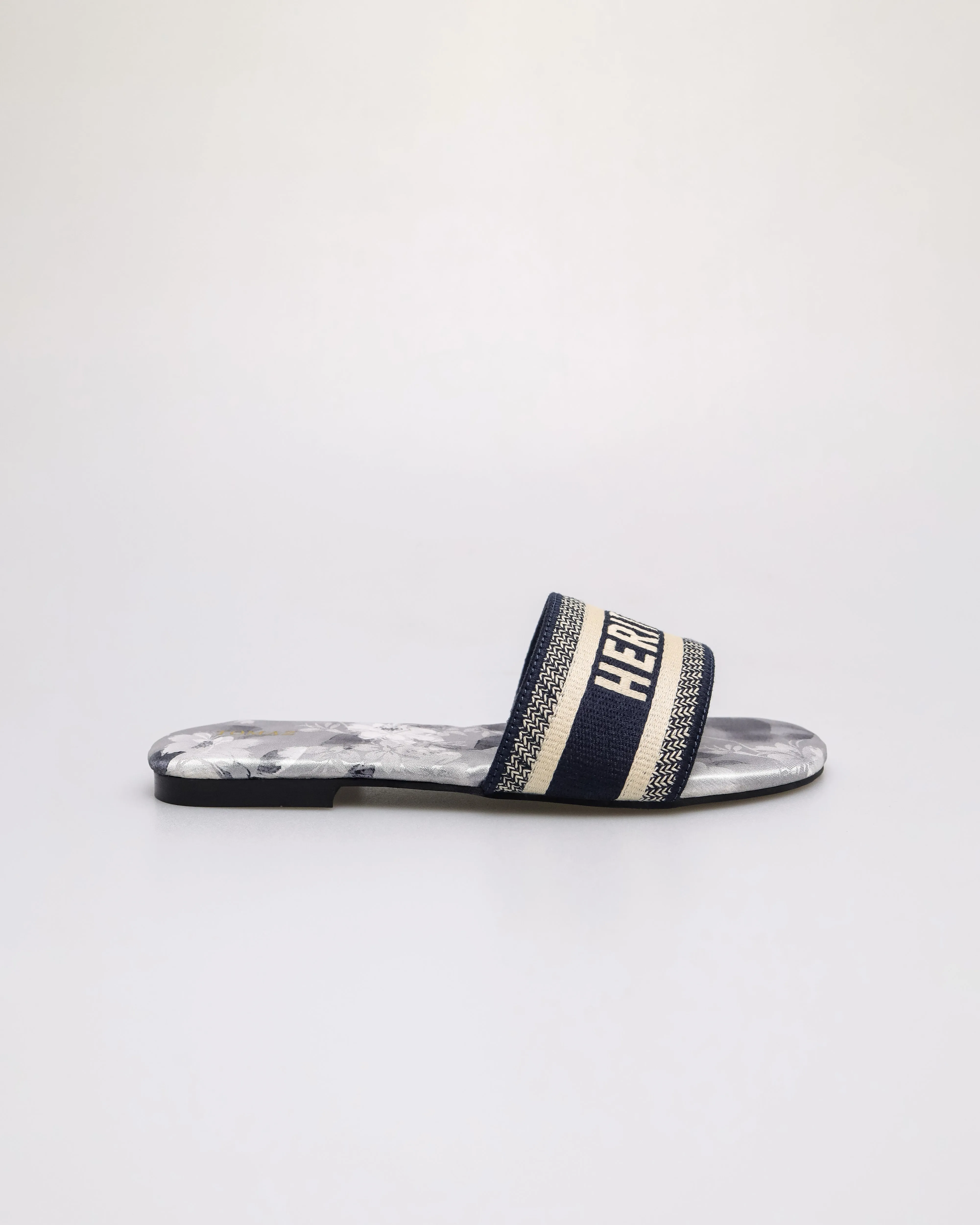 Tomaz YX251 Ladies Heritage Floral Slide