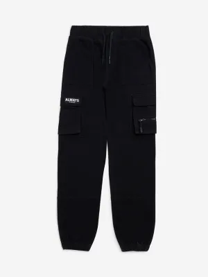 Y&F Kids Black Cargo-Style Mid-Rise Cotton-Blend Joggers